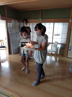 アシスト誕生会2_200812_0